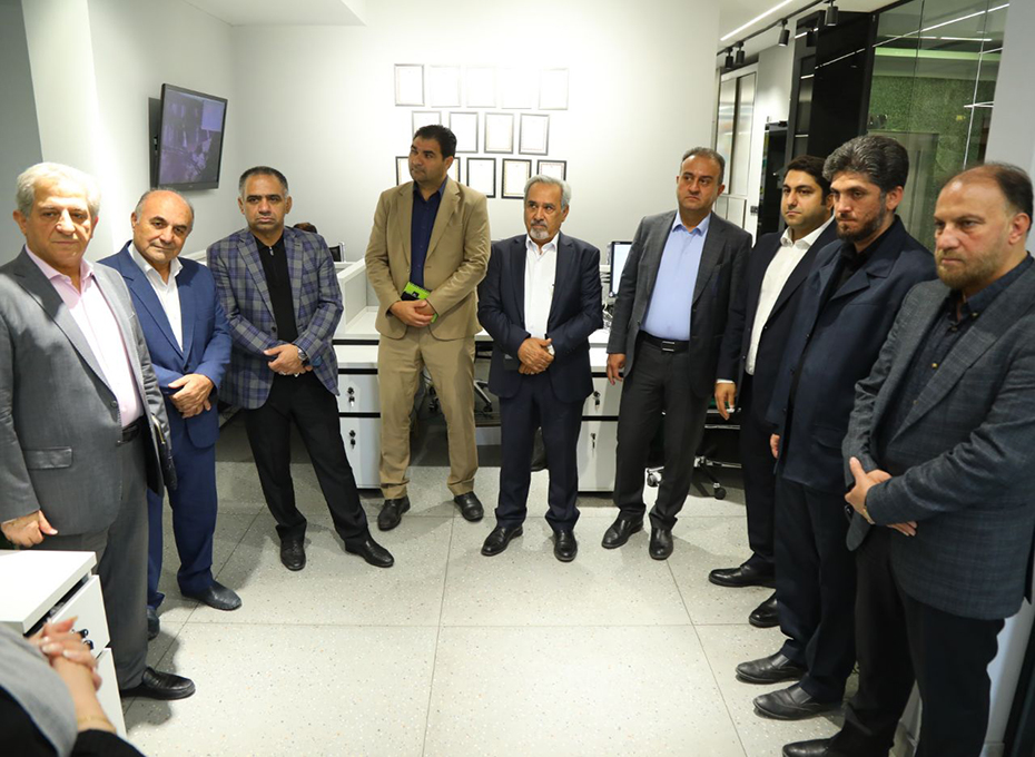 بازدید مدیران ارشداقتصادی استان قزوین ازفعالیت های کانون ایران نوین  تصویر شماره-01