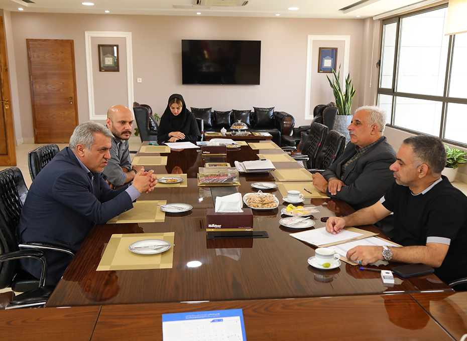   برگزاری جلسه تخصصی کمیسیون صدور کارت بازرگانی در اتاق بازرگانی  قزوین تصویر شماره-02
