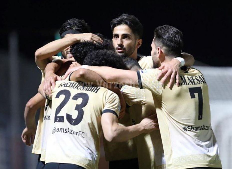 تبریک اولین برد تاریخ فوتبال قزوین درلیگ برترتوسط تیم شمس آذر  تصویر شماره-02