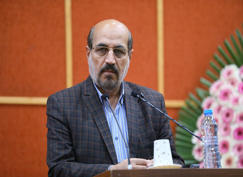 حضورشاخص اعضای هیات رئیسه وهیات نمایندگان اتاق  قزوین در جمع صادرکنندگان برتر استان  تصویر شماره-01