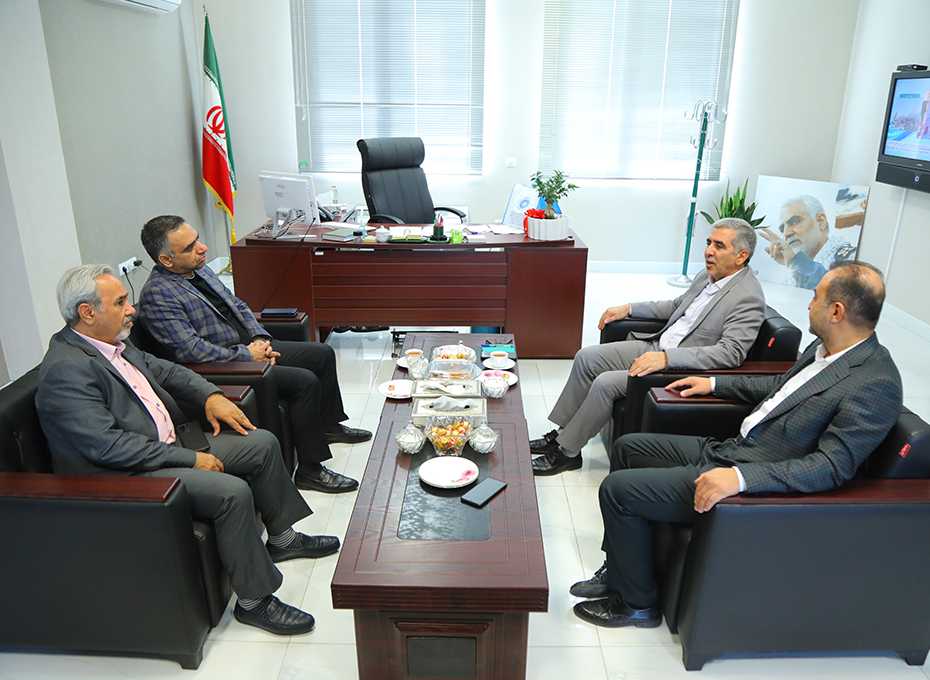 مهندس رستمی،سرپرست جدید سازمان صمت استان : *اتاق بازرگانی قزوین وسازمان صمت استان درکنارهم می توانند باعت ارتقاء تولید وصنعت استان شوند تصویر شماره-02