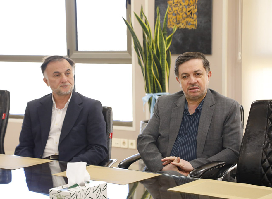 دیدارهای نوروزی فعالان اقتصادی استان بامهندس عبدیان رئیس اتاق بازرگانی قزوین درسال *سرمایه گذاری برای تولید تصویر شماره-03