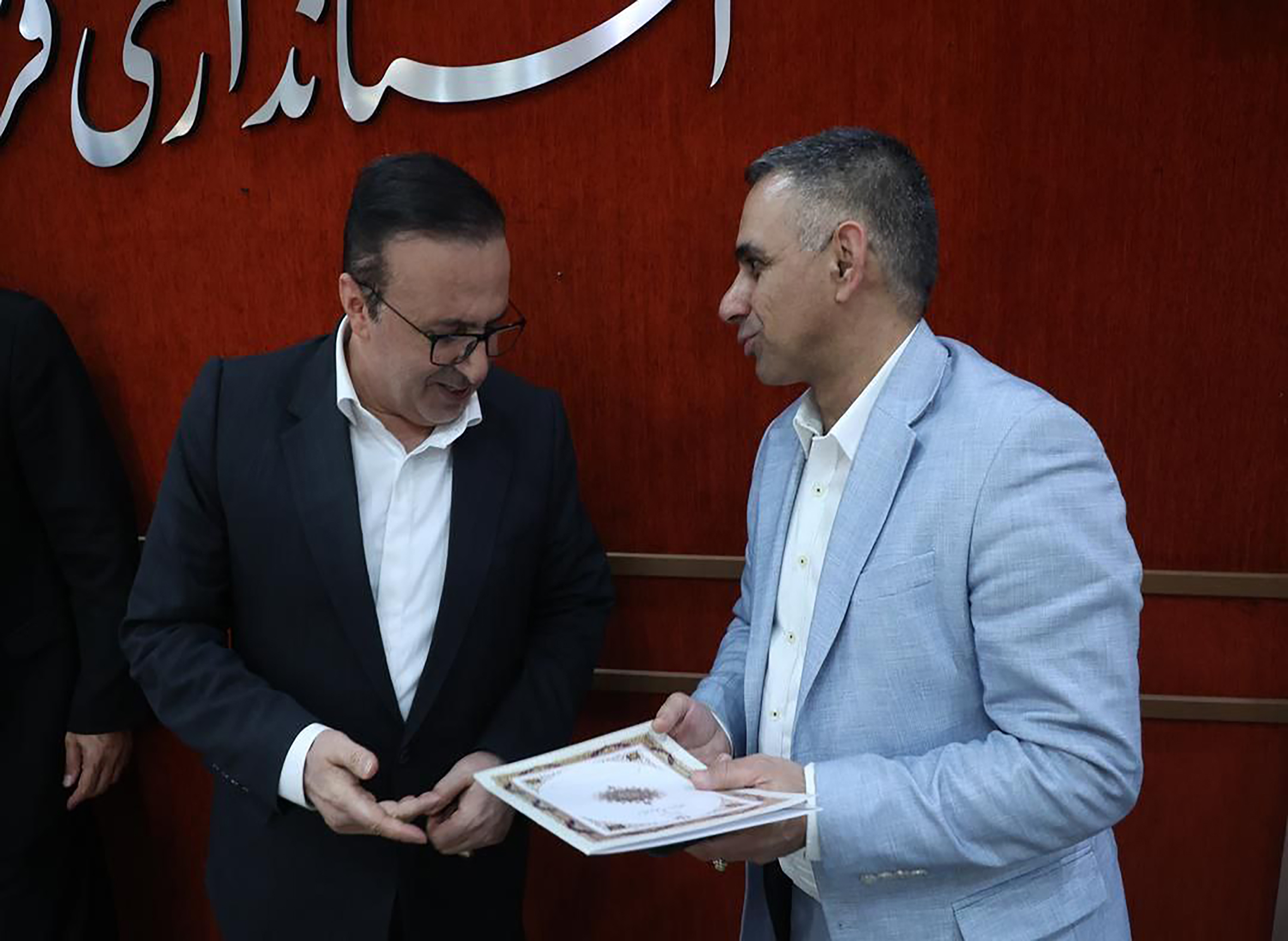 سه پیشنهادراهبردی رئیس اتاق بازرگانی قزوین درنشست هیات اندیشه ورز حوزه صنعت و معدن استان تصویر شماره-01