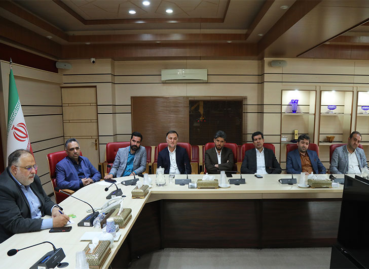 مهندس عبدیان رئیس اتاق بازرگانی،صنایع، معادن و کشاورزی قزوین:
تمامی سعی و کوشش ما در دور ششم فعالیت اتاق بازرگانی قزوین، تغییر وضعیت اقتصادی استان است
 تصویر شماره-03